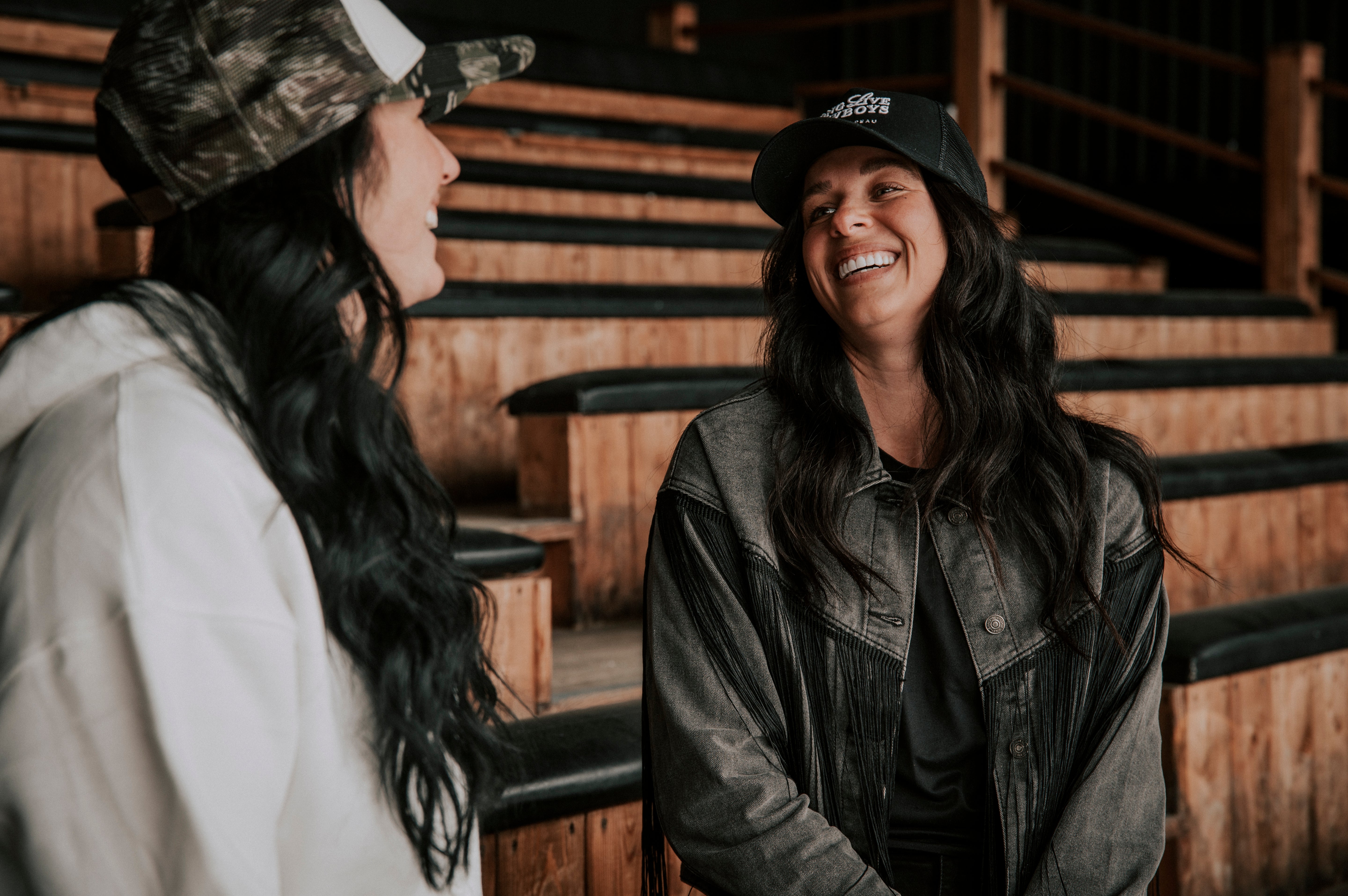 Casquette noire broderie blanche
